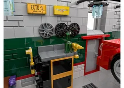 Speed Champion Car Workshop inside