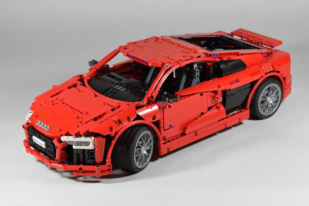 Lego Audi R8 V10 (1:10)
