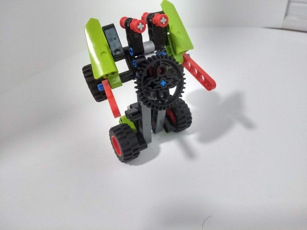 Lego 42102 C: Infinity transformer