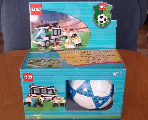 Lego Team Bus with Ball