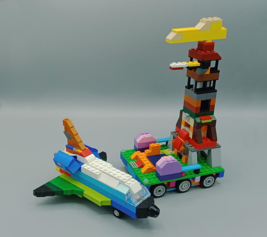 Lego 10696 Space Shuttle with Mobile Launch Platform