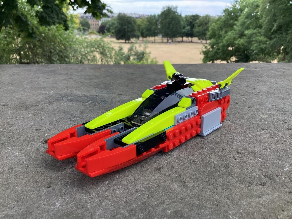 Lego speedboat version 02