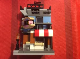 Mini Modular: Corner Deli