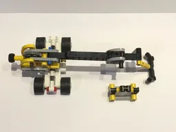 Telescopic rough terrain crane