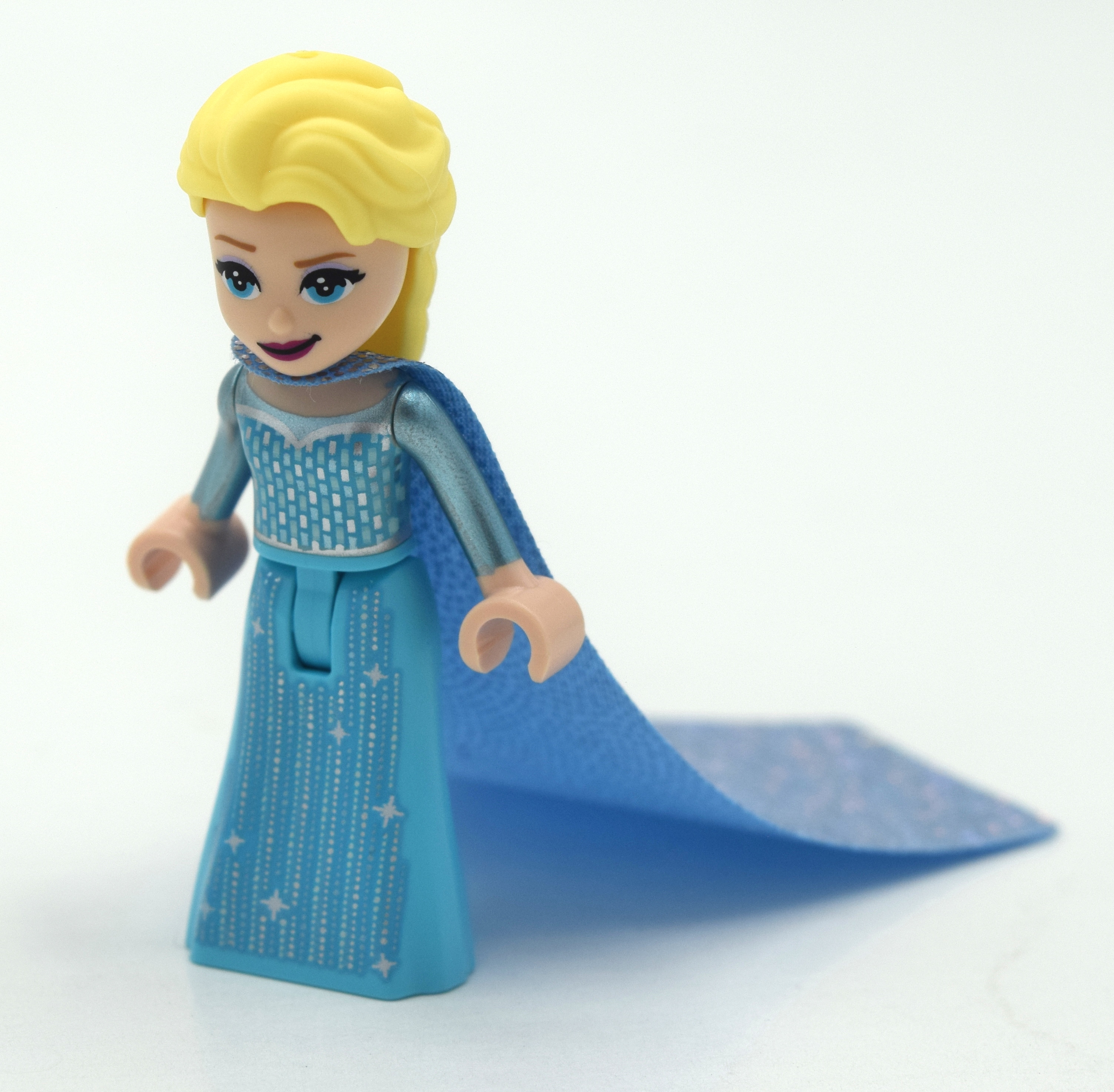 Lego Elsa, Medium Azure Dress, Cape
