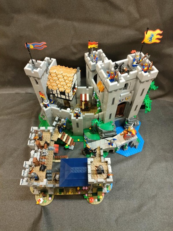 Lego Kurts 10305 + 31120 Lion Knight's Castle expension