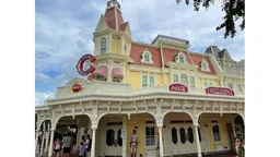 Magic Kingdom Casey's Corner