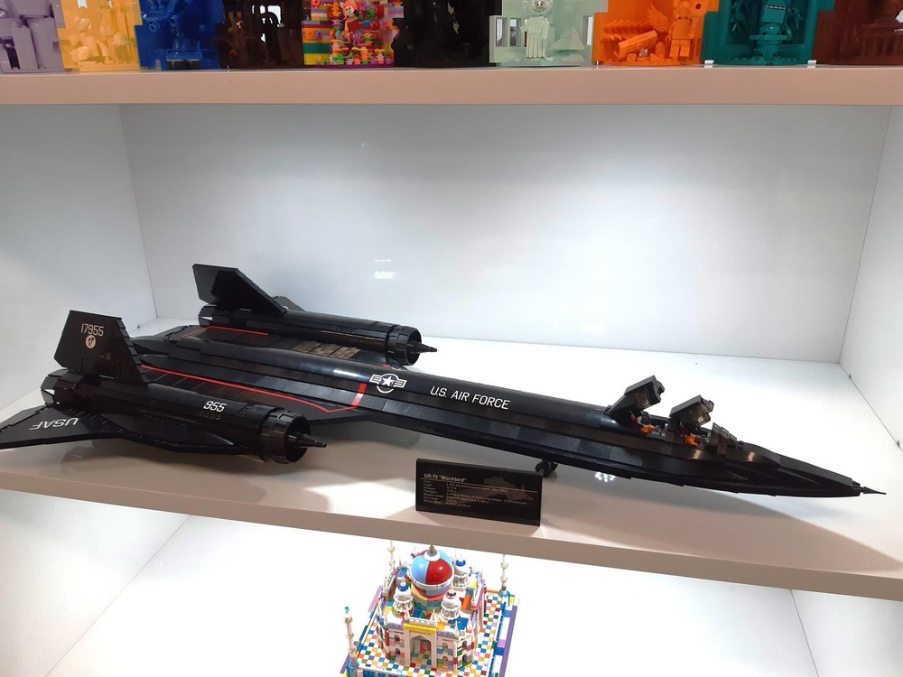 Lego SR-71 Blackbird