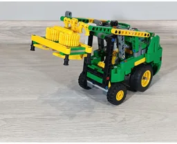 42168 Compact loader