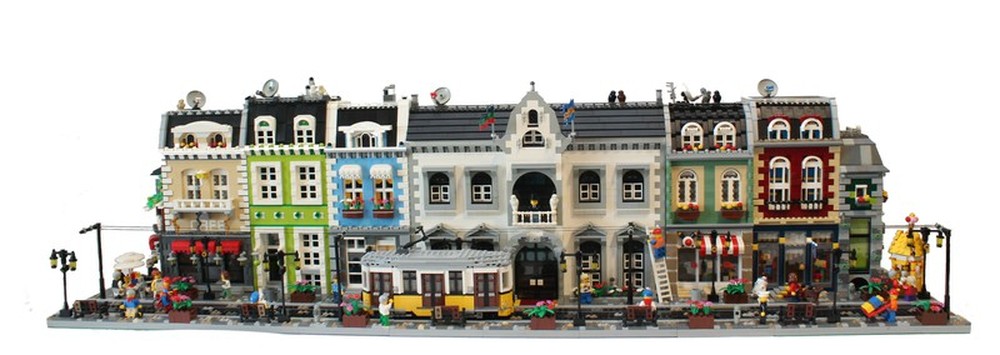 Lego Modular train side complete