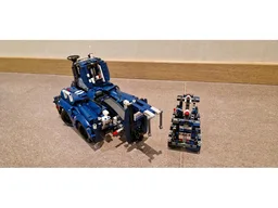 42154 Model B Reach Stacker