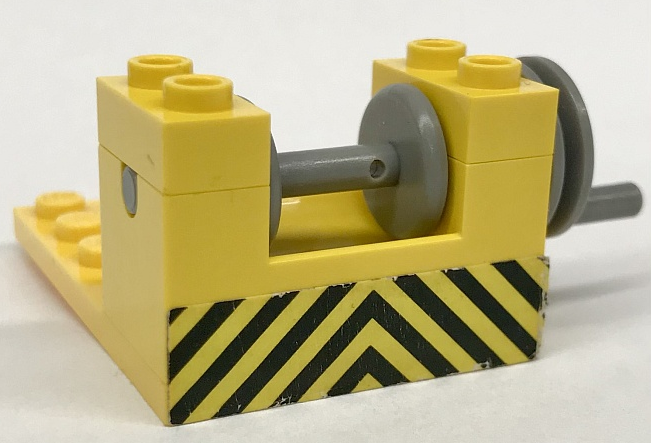 Lego Stickered Assembly 6 x 4 x 2 1/3 with Black and Yellow Danger Stripes Pattern (Sticker) - Sets 558 / 670