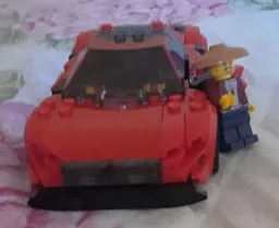 76895 Audi r8
