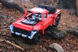 Pull-back Trophy Truck