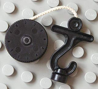 Lego Duplo Winch Drum Narrow with White String and Black Thick Hook Fixed with Stud Holder and Horizontal Bar