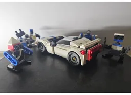 77240 HYPERCAR AND ROBOT TEAM