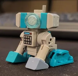 T3-M4 - Minifigure Scale