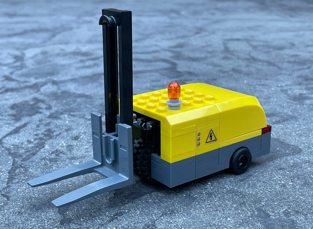Lego Autonomous Forklift