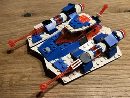 Ice Planet 2002 Hoth Snowspeeder
