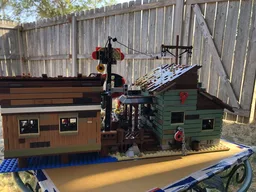 OLD DOCK INN - 21310 Modification Build