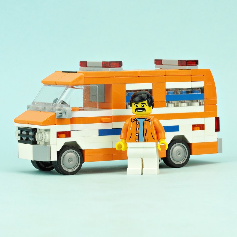 Lego Ambulance - Cannonball Run
