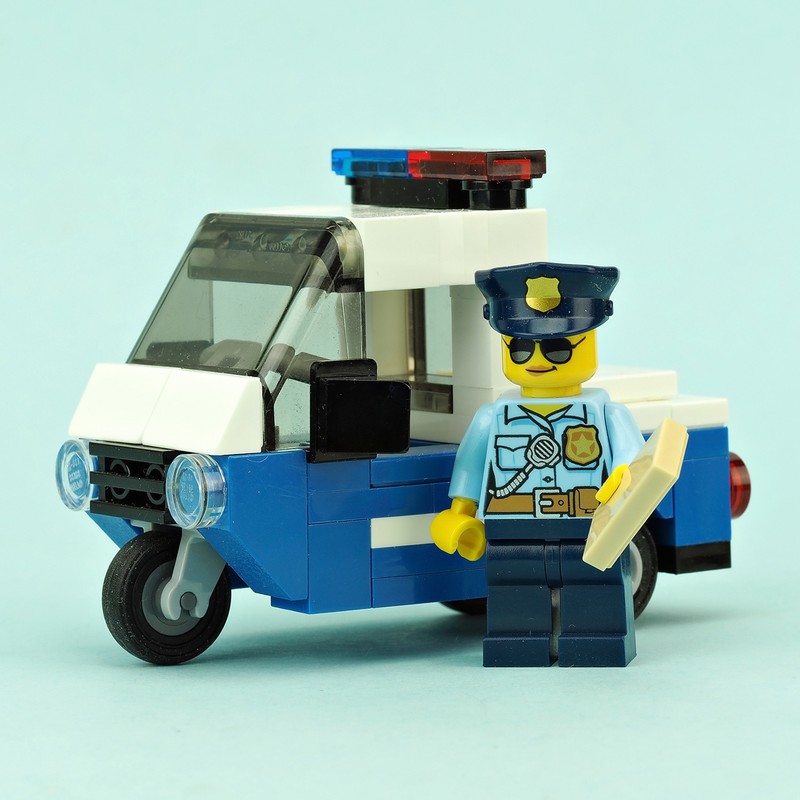 Lego 3 wheel police scooter