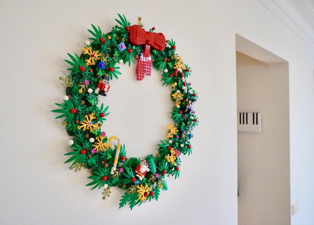 Lego Christmas wreath