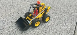 8235 studless