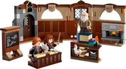 Hogwarts Castle: Charms Class