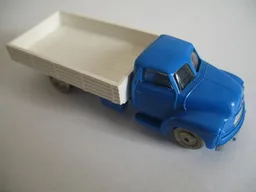 HO Scale Bedford Flatbed - Side Indicators