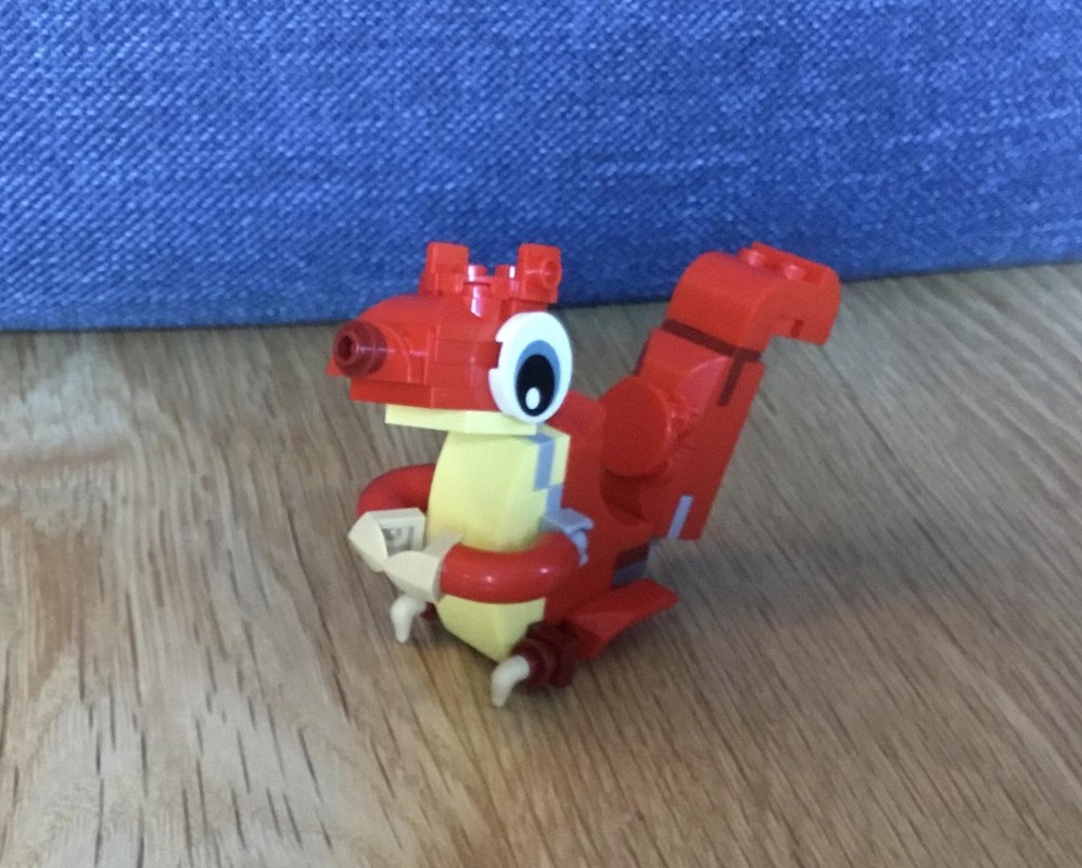 Lego 31145 Red Squirrel