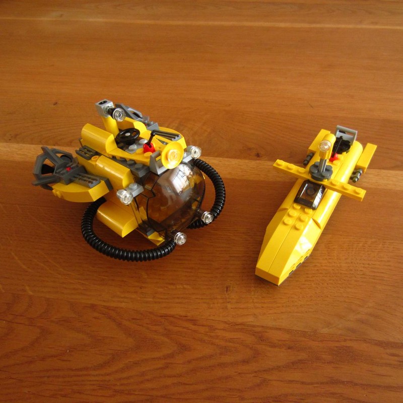 Lego 4888 Submarine Iota 06B-C