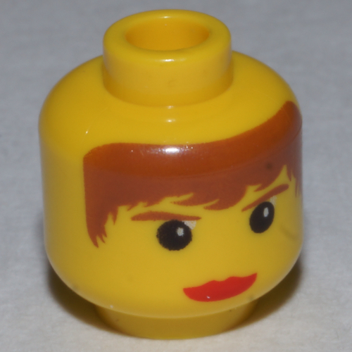 Lego Minifig Head Pippin Reed, Red Lips, Brown Hair and Eyebrows Print / Yellow
