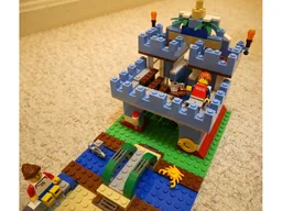 7346 River Castle
