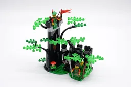 Forestmen's Grove // 40567 Forest Hideout Alternative Build