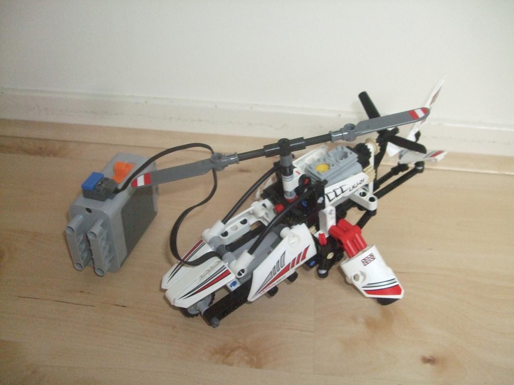 Lego Electric Ultralight Helicopter 42057