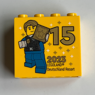Lego Brick 2 x 4 x 3 with 'LEGOLAND Deutschland Resort 15 2023', Police Officer (Besuchsmeister Gold) Print / Yellow