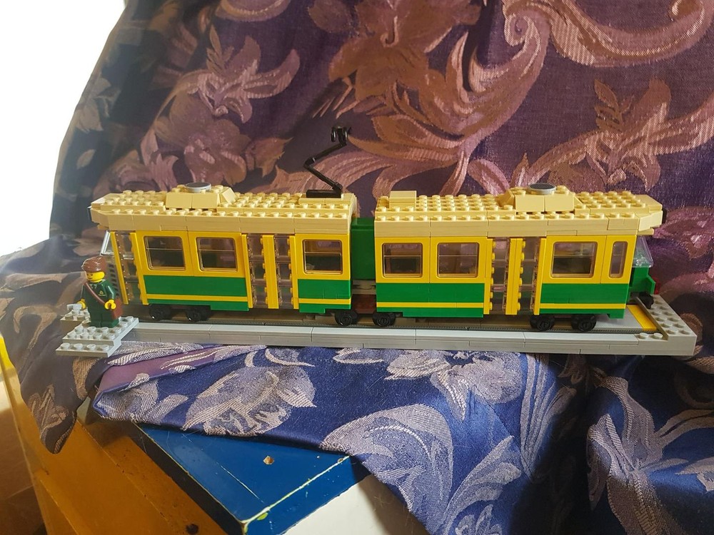 Lego B class Tram (Melbourne)