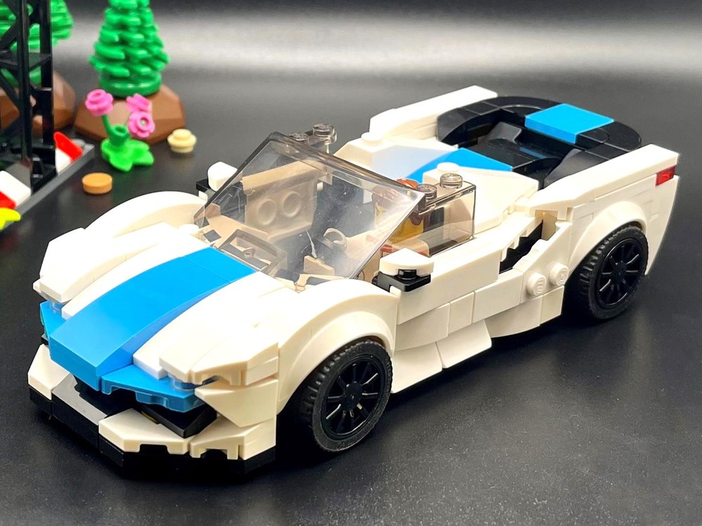 Lego Prancing Horse SF90 Spider - White - 8 Stud Speed Champions