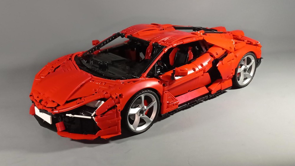 Lego Lamborghini Revuelto 1:8