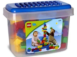 Extra Large Quatro Bucket - 100 Extra Large Bricks