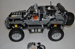 X42 4X4 (8297 Off-Roader Modification)