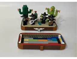 Desert Minifigure Stand