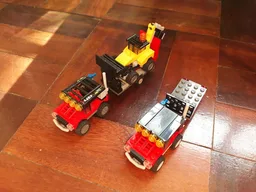 Trailers for 31040 Desert Racers