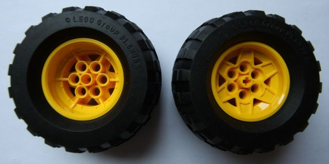 Lego Wheel 43.2mm D. x 26mm Technic Racing Small, 6 Pin Holes with Black Tire 81.6 x 38 R Balloon (56908 / 45982)