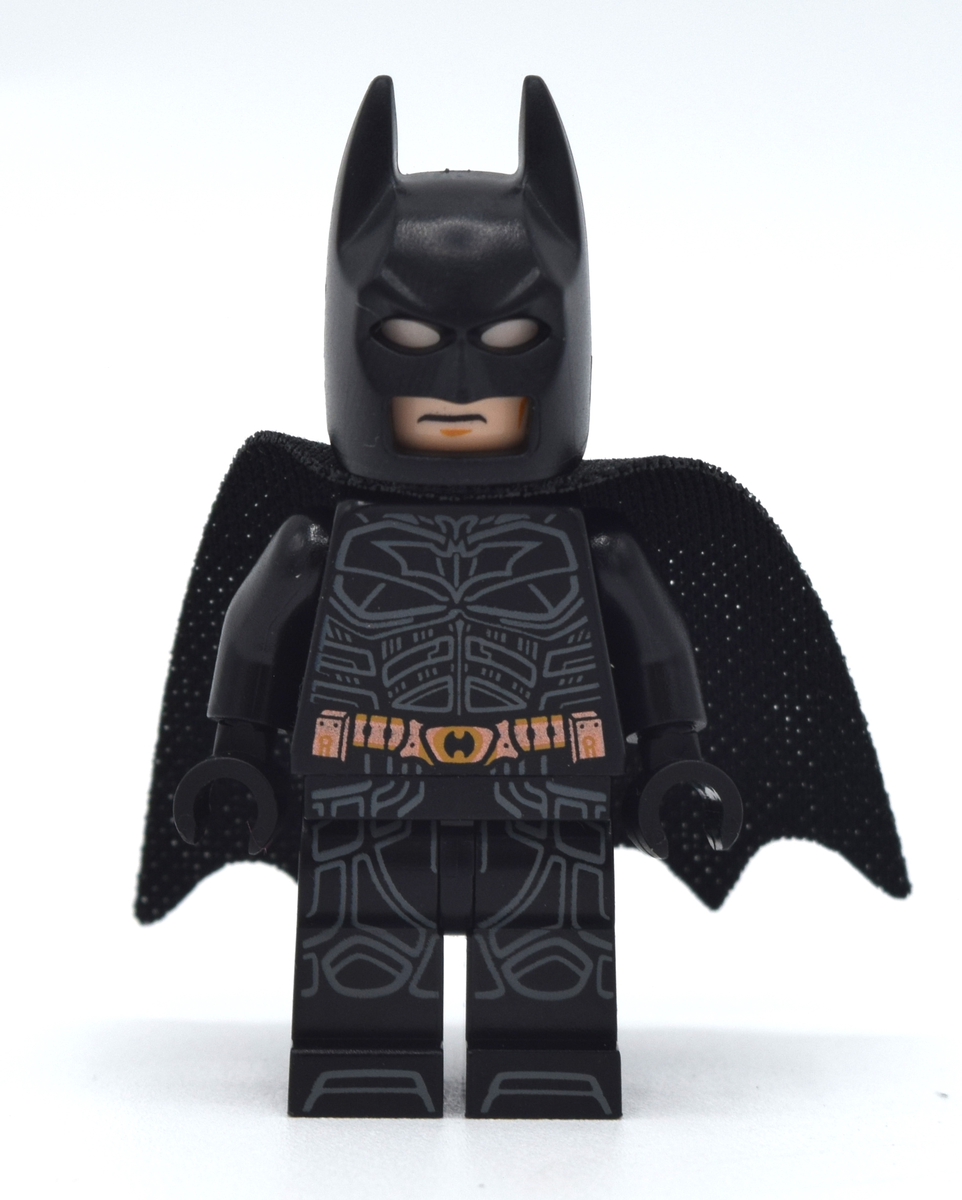 Lego Batman, Black Suit, Black Cape and Cowl, Copper Utility Belt, Printed Legs (Dark Knight Trilogy)