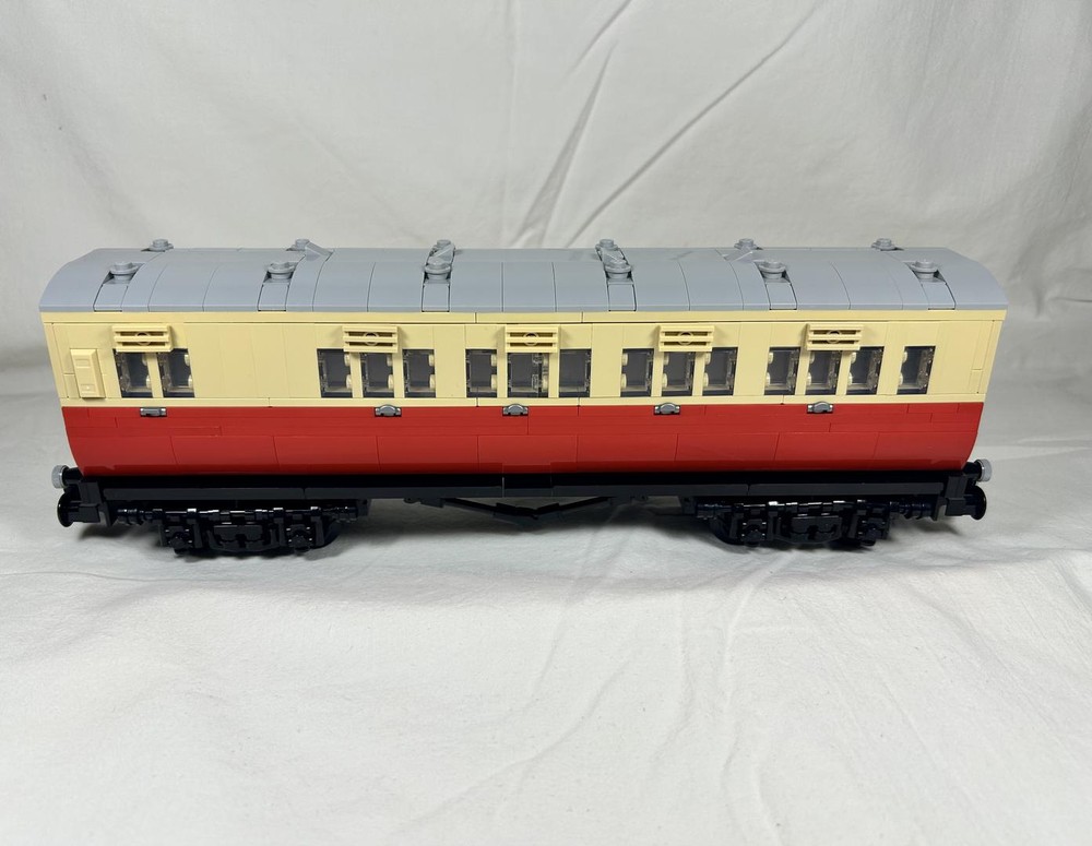 Lego British Railways MK1 Brake Coach