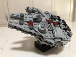Millennium Falcon V2