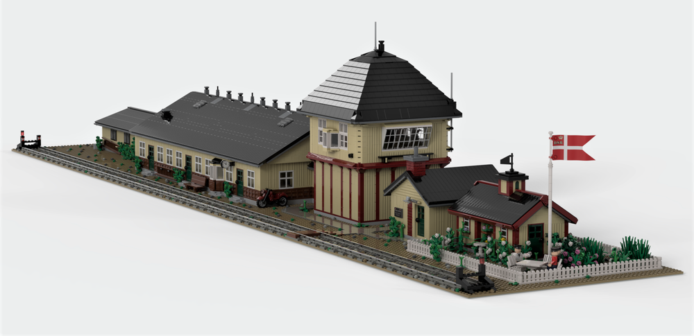 Lego The Yellow Palace - The most famous signal tower