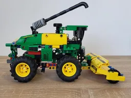 42136 - Combine Harvester